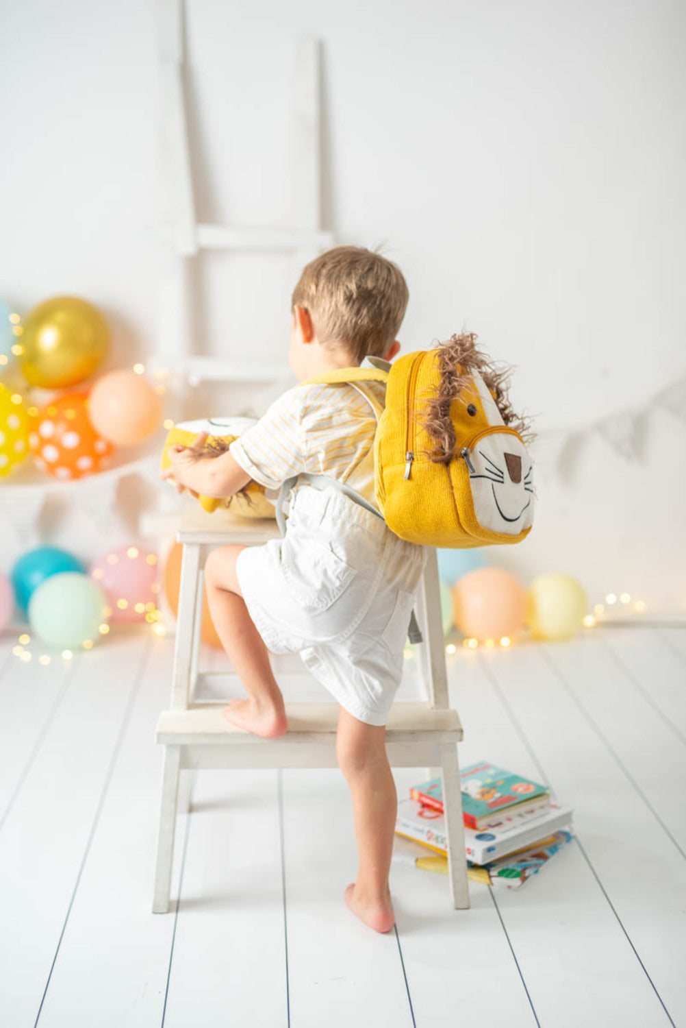 Cojin infantil leon marro y naranja