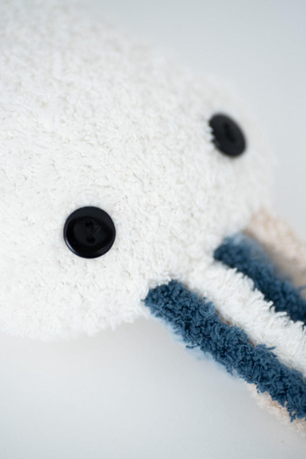 Set 2 peluches infantiles de pared formado por mini pulpo blanco y mini pulpo azul claro