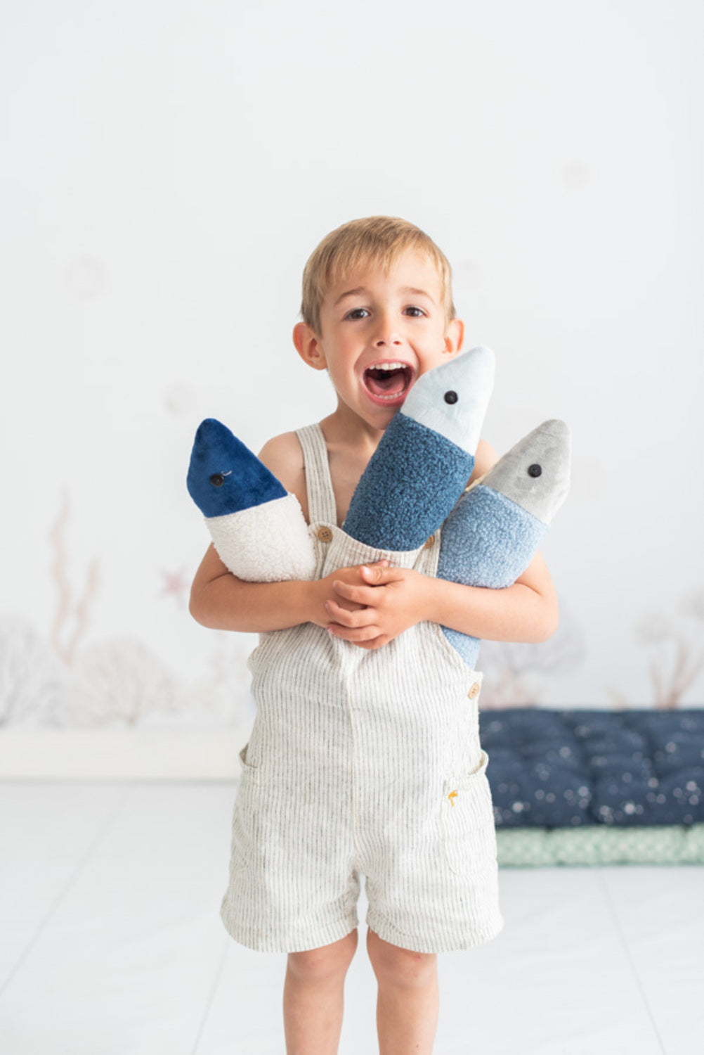 Set 2 peluches infantiles de pared formado por dos preces blancos