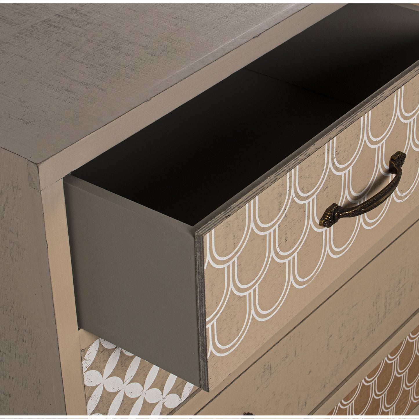 COMODA MADERA C/5 CAJONES: ABE TO+CONTRACH. +PATAS DE PINO