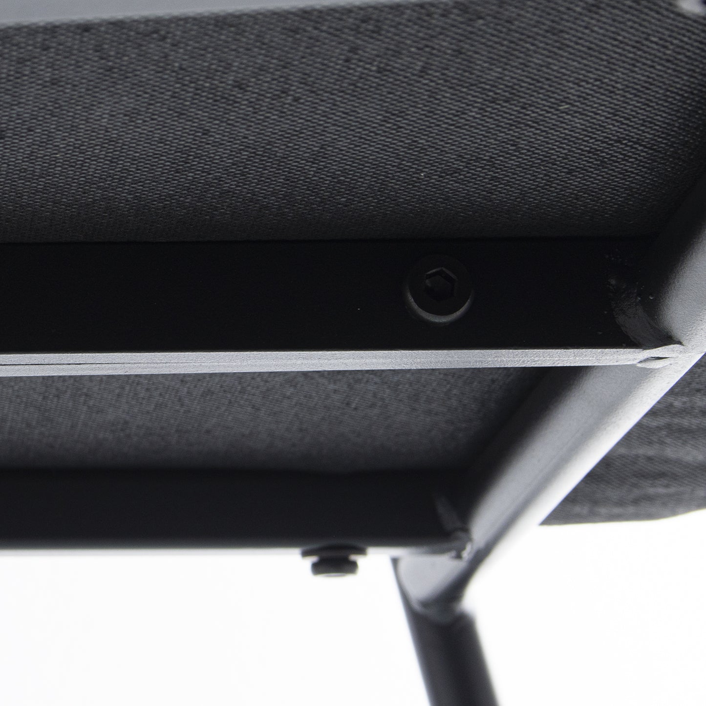 SILLA TELA GRIS C/PATAS METAL NEGRO: POLIESTER