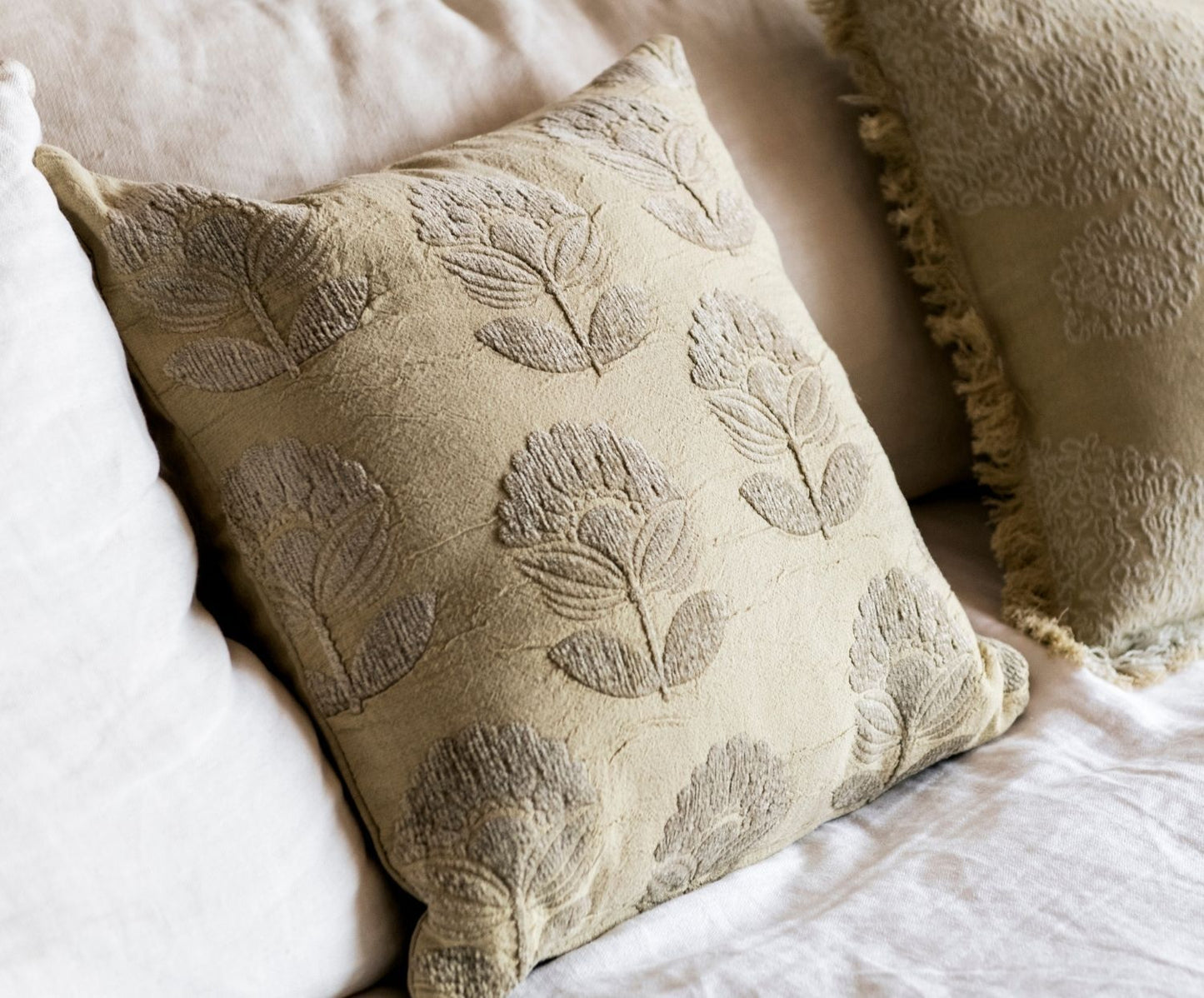 COJÍN ALGODÓN DALIA 45X45 CM