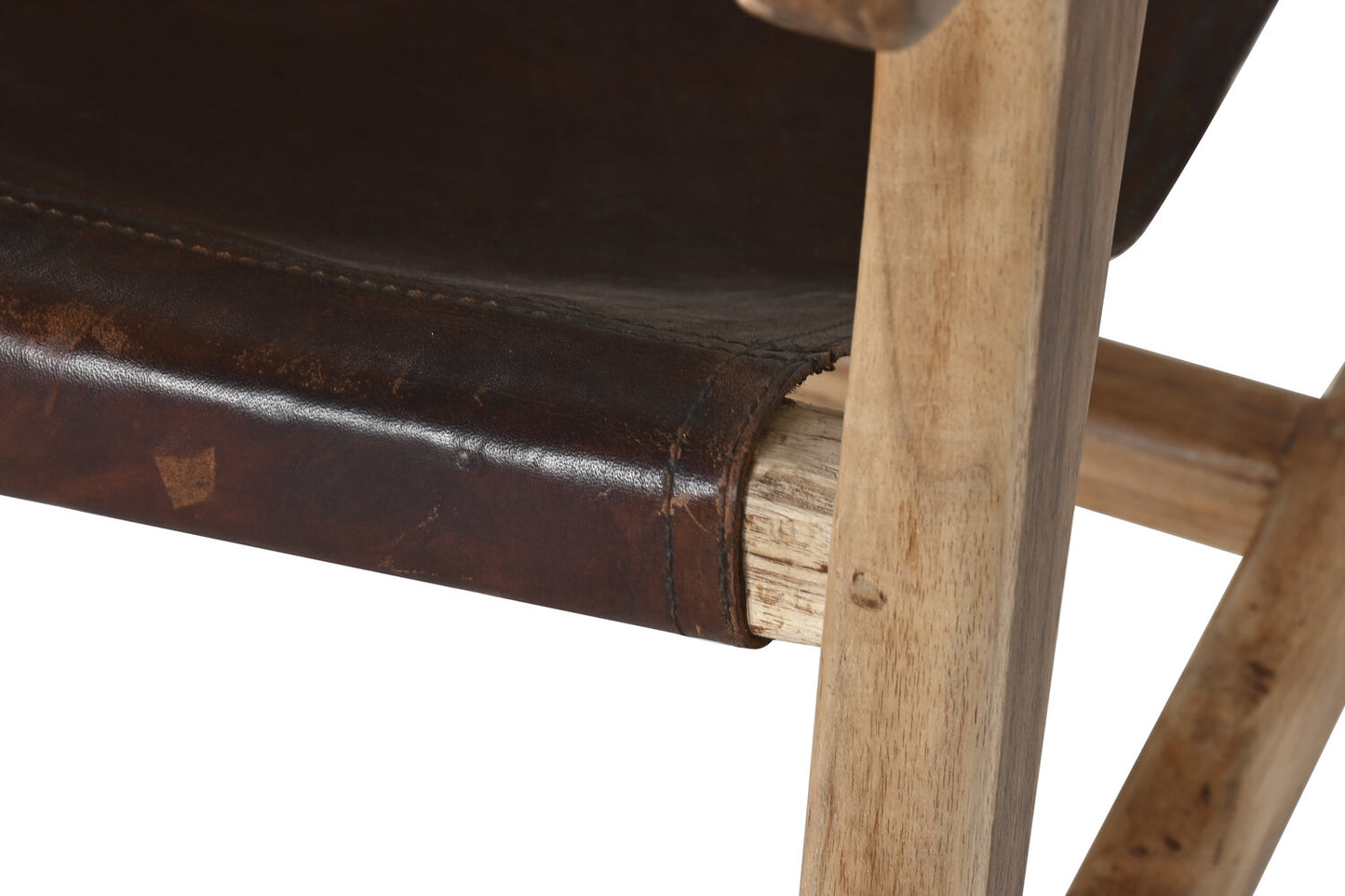 BUTACA TECA PIEL 68X86X86 CON REPOSACABEZAS