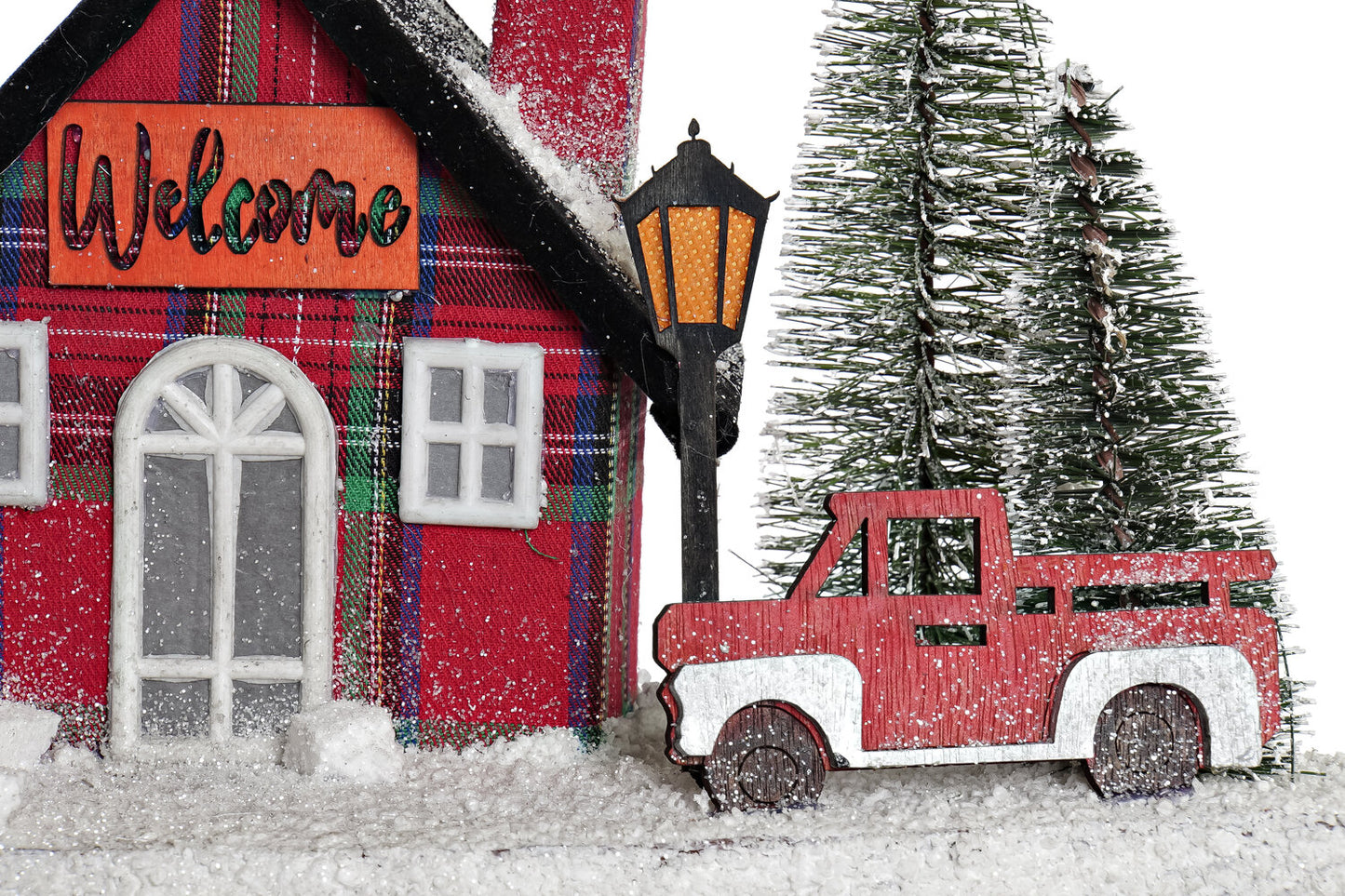 DECORACION LUMINOSA LED POREXPAN 38X15X21 CASA