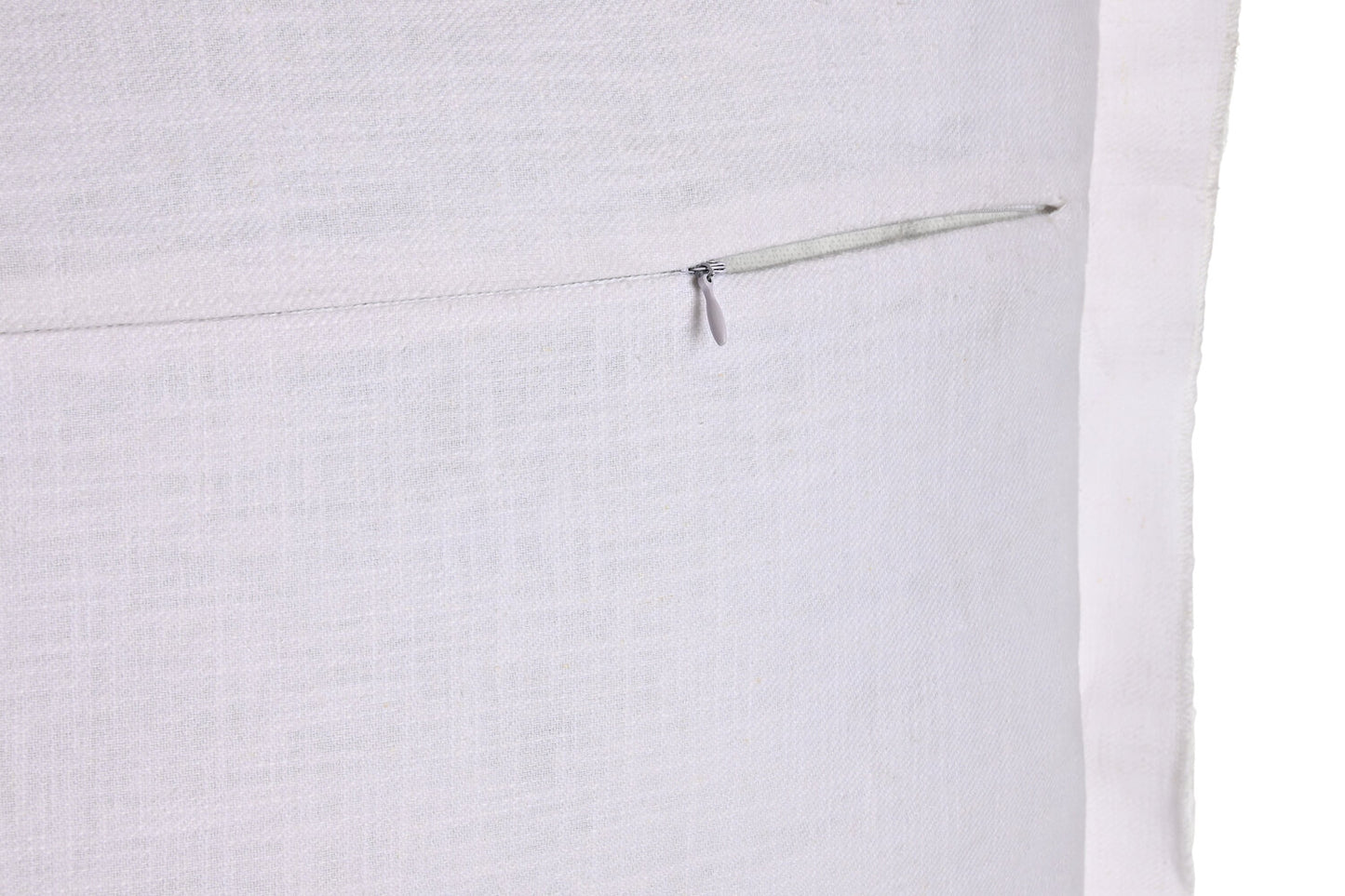 COJIN LINO 60X60 750 GR: CON FLECOS BLANCO ROTO