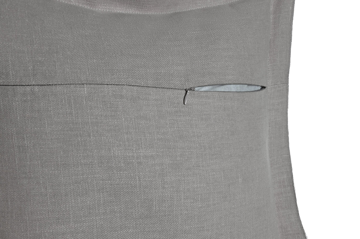 COJIN LINO 45X45 420 GR: CON FLECOS GRIS CLARO