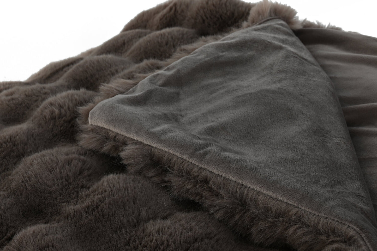 MANTA POLIESTER 220X240X1 850 GSM CAMA MARRON