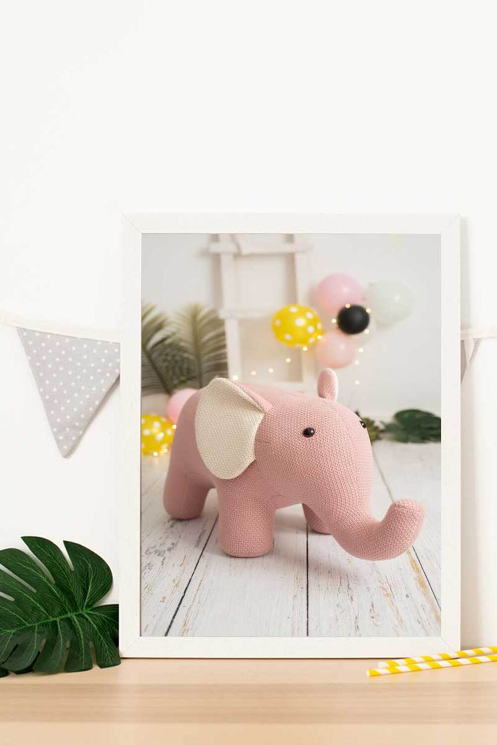 Cuadro infantil elefante rosa