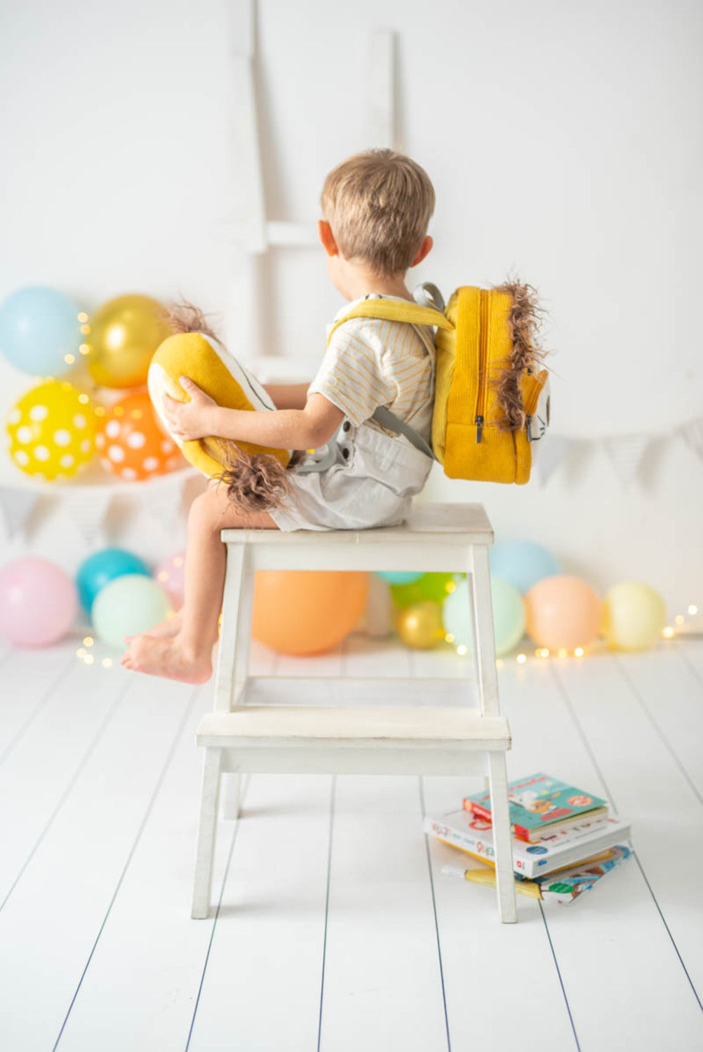 Cojin infantil leon marro y naranja
