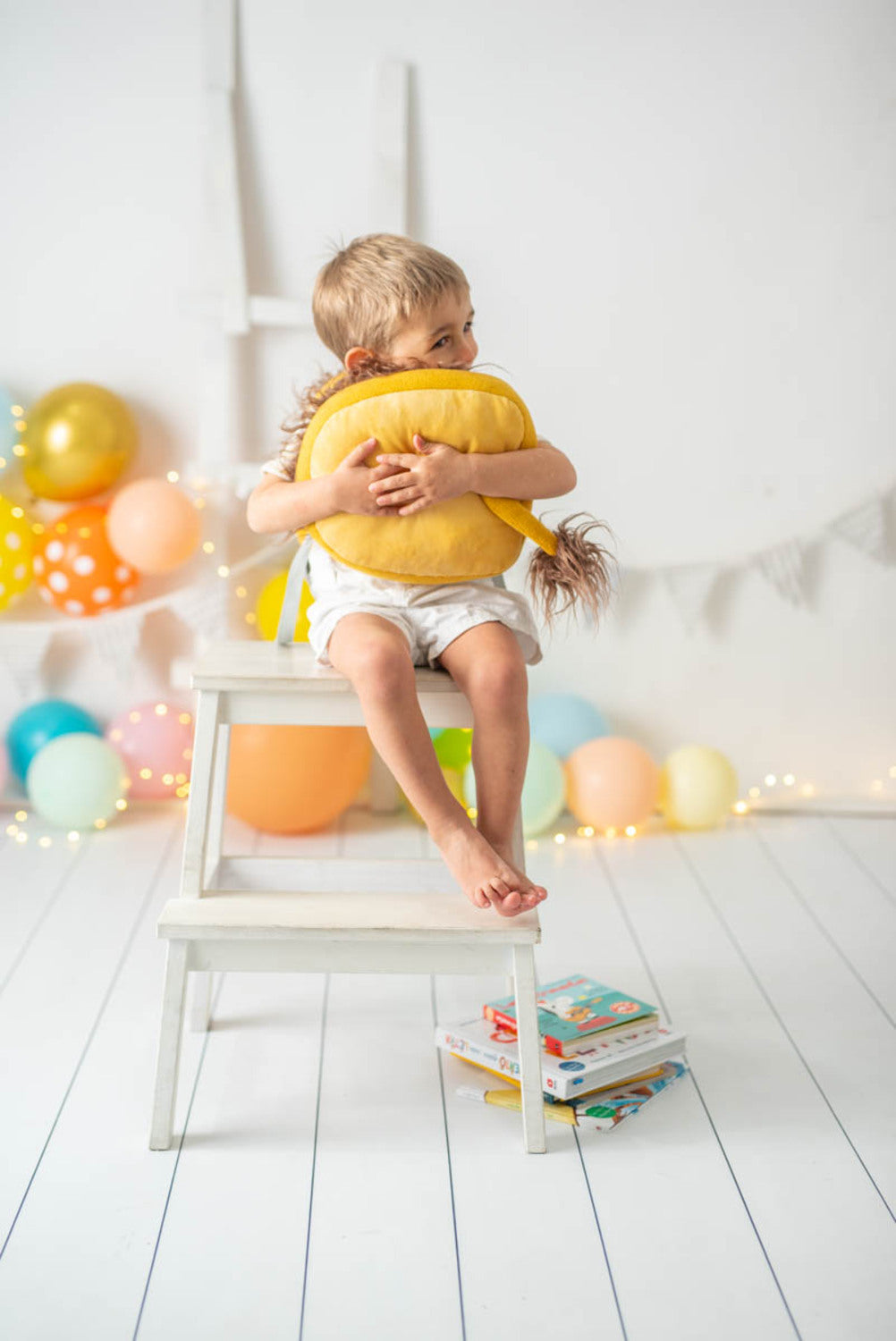 Cojin infantil leon marro y naranja