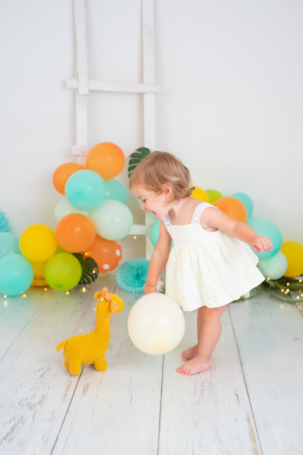 Peluche infantil bebe jirafa amarilla