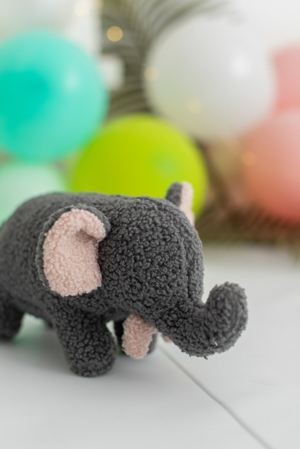 Peluche infantil bebe elefante gris y rosa