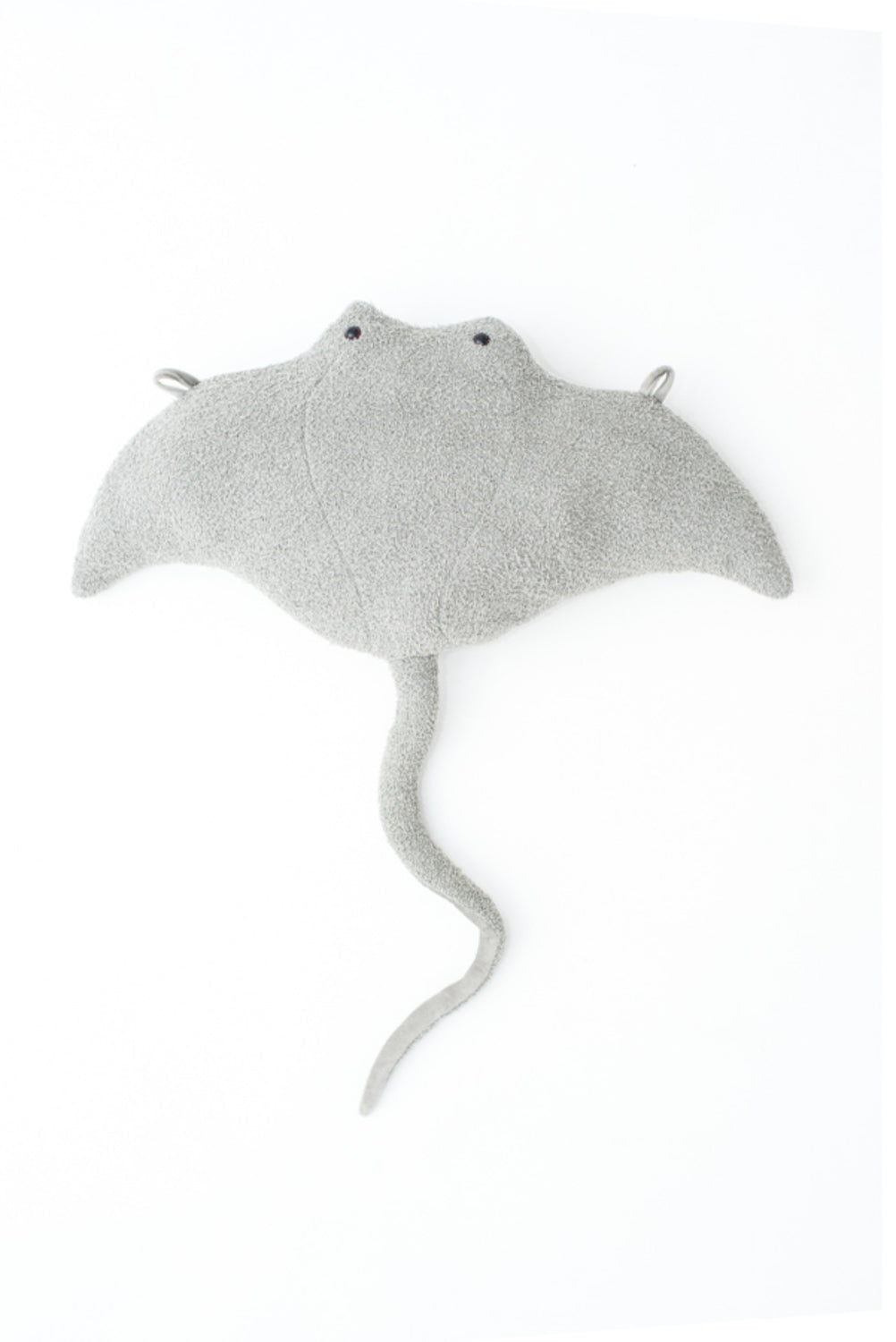 Peluche infantil de pared mantarraya gris