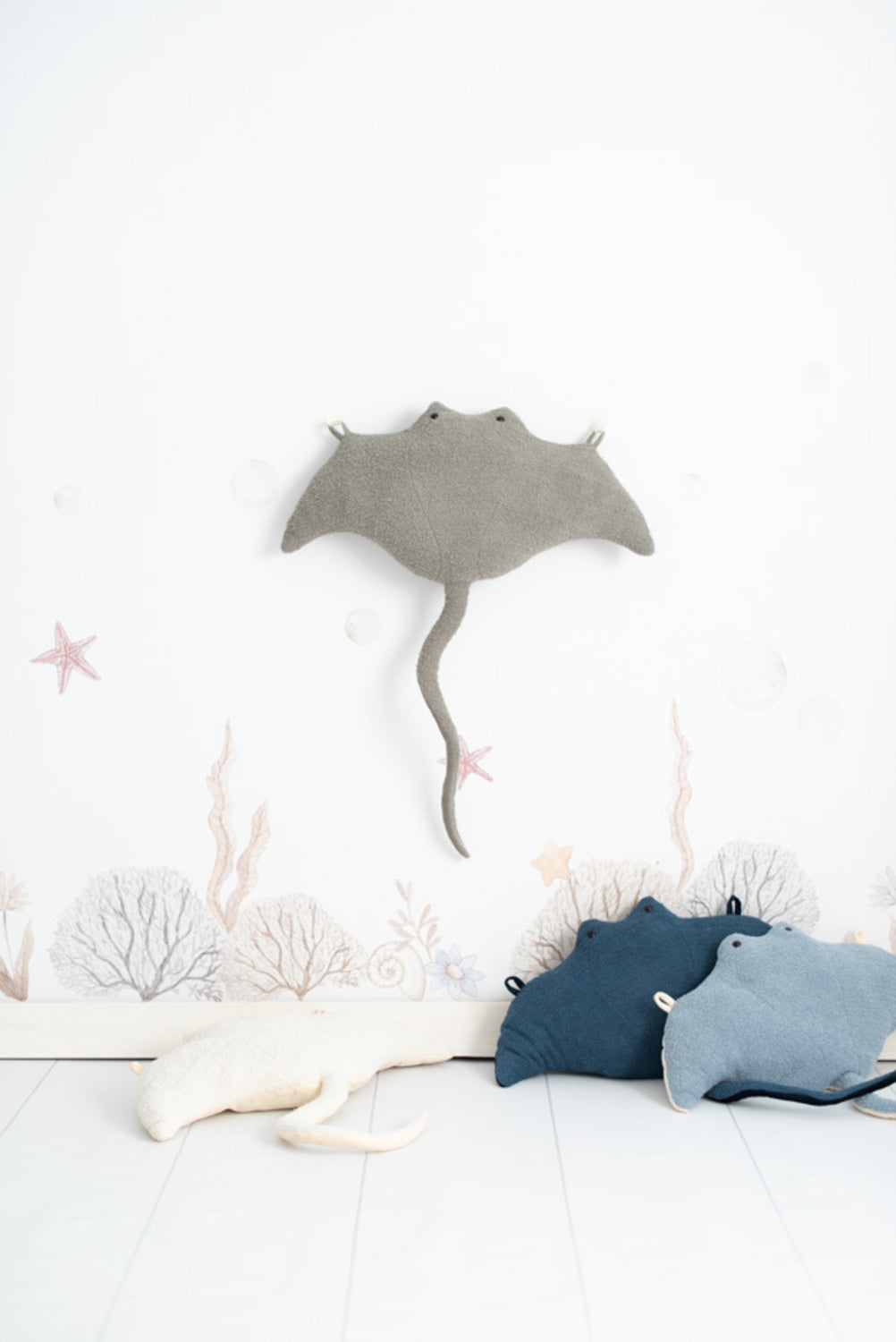 Peluche infantil de pared mantarraya azul claro