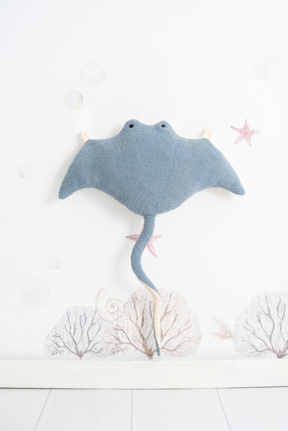 Peluche infantil de pared mantarraya azul claro