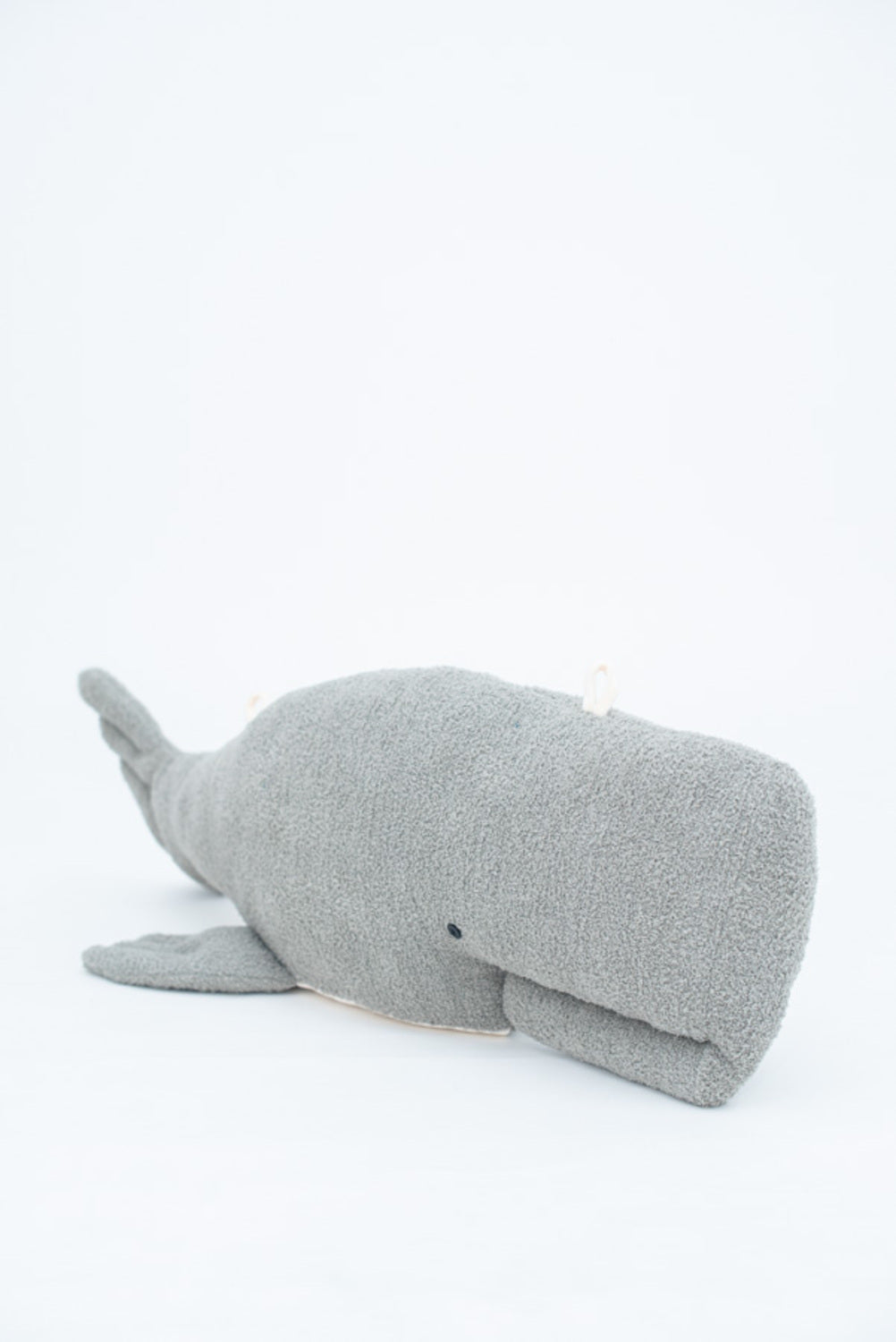 Peluche infantil de pared beluga gris