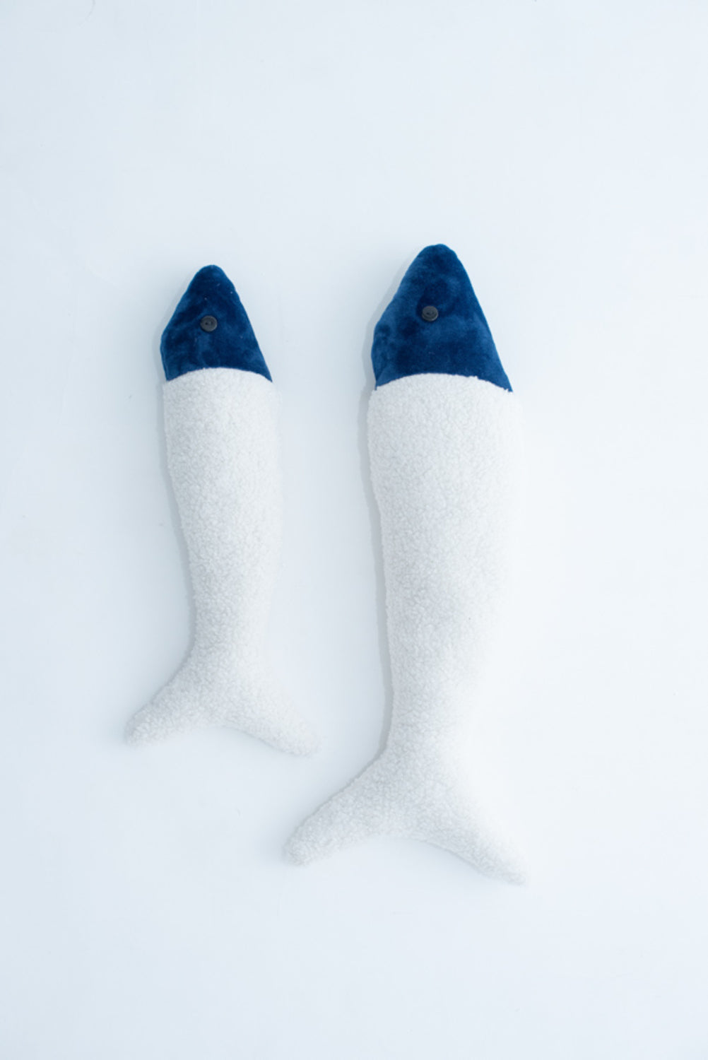 Set 2 peluches infantiles de pared formado por dos preces blancos