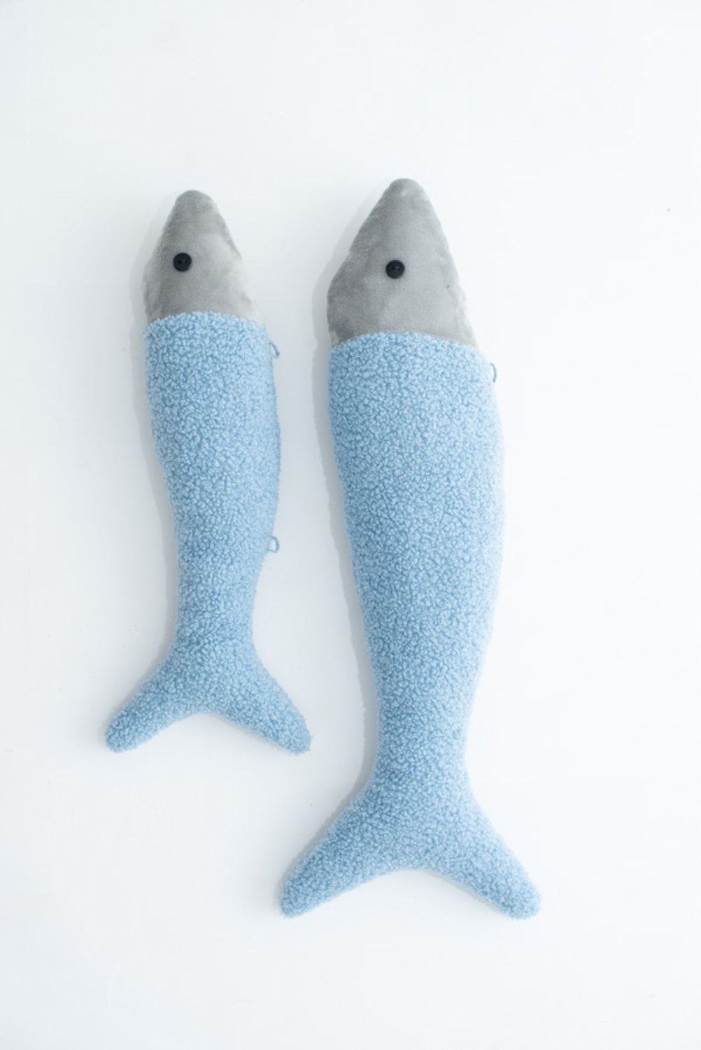 Set 2 peluches infantiles de pared formado por dos preces azul claro