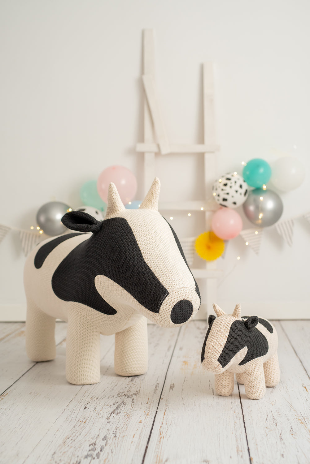 Lámina infantil fotografia familia vacas blanca y negra