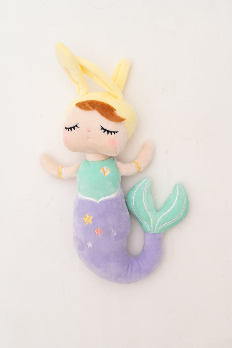 Muñeca infantil tela peluche sirena morada