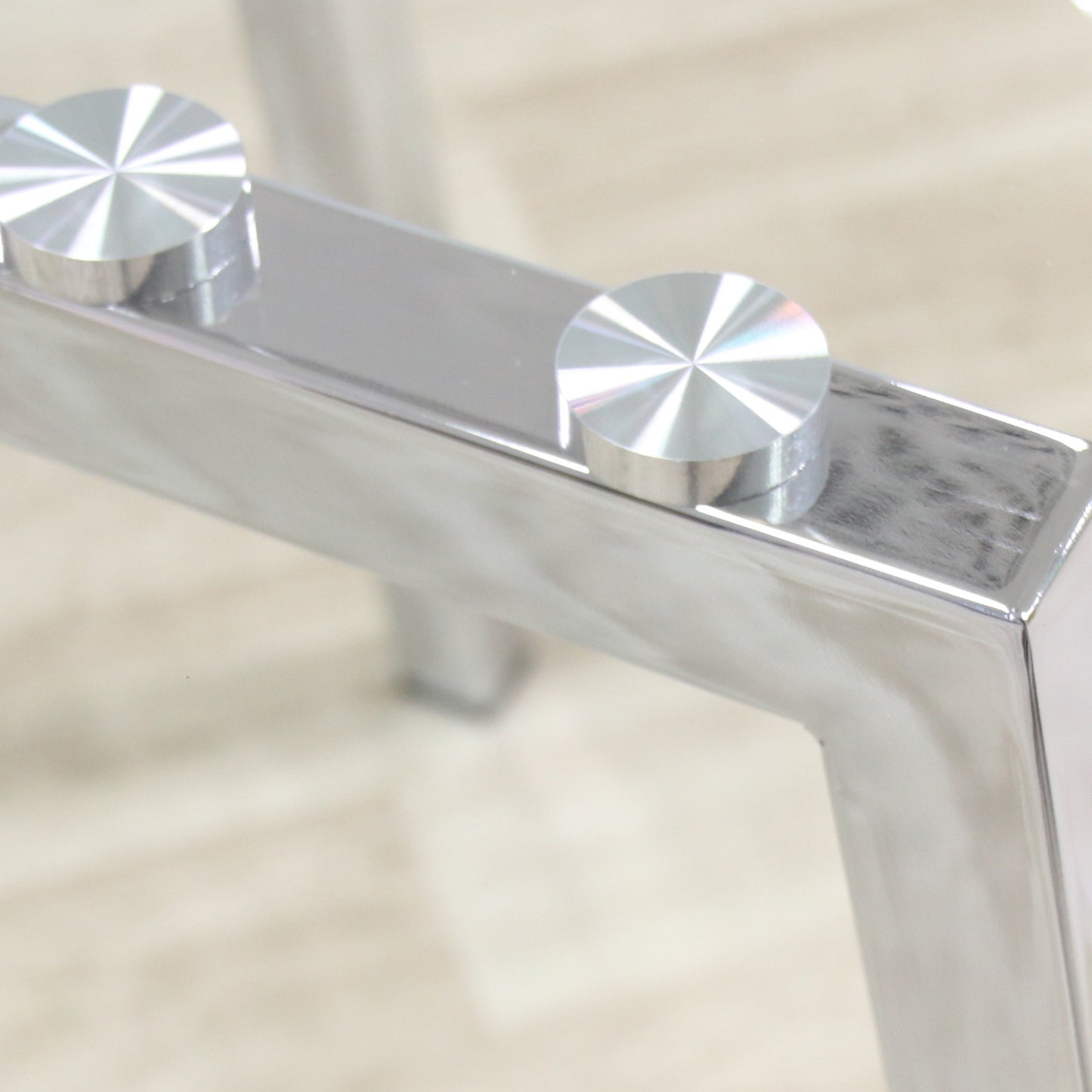 MESA COMEDOR METAL/CRISTAL+909 77: PATAS: ACERO INOX.