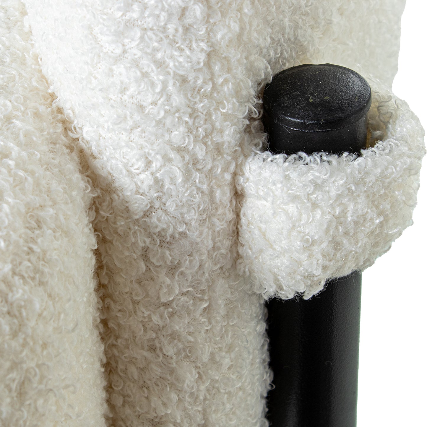 SILLON POLIESTER CRUDO C/PATAS METAL NEGRO