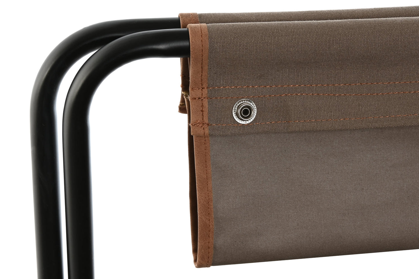 UTENSILIOS SET 8 ALUMINIO 45X45X45 CON TABURETE