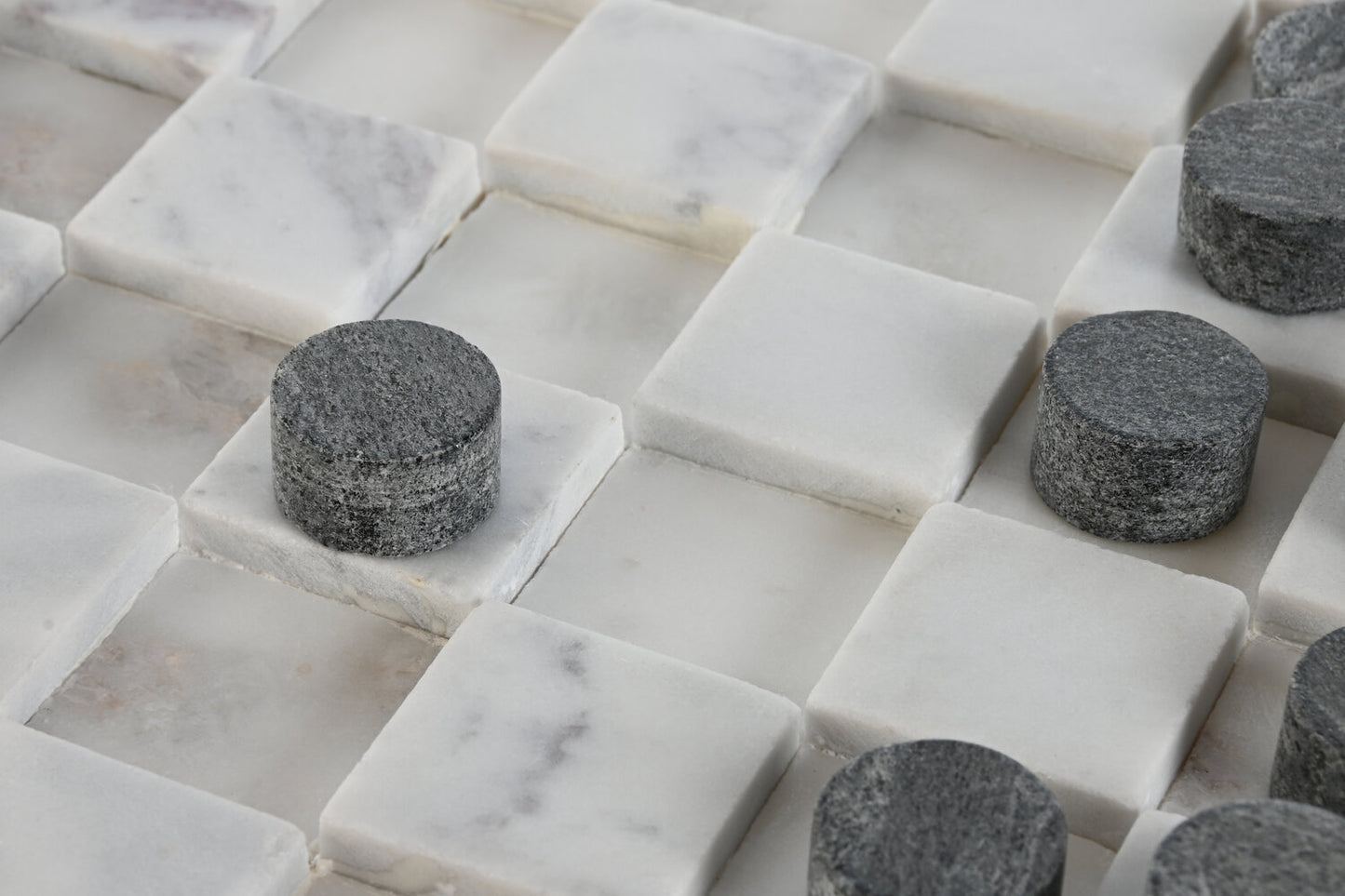 JUEGO PIEDRA 30X30X3 DAMAS BLANCO