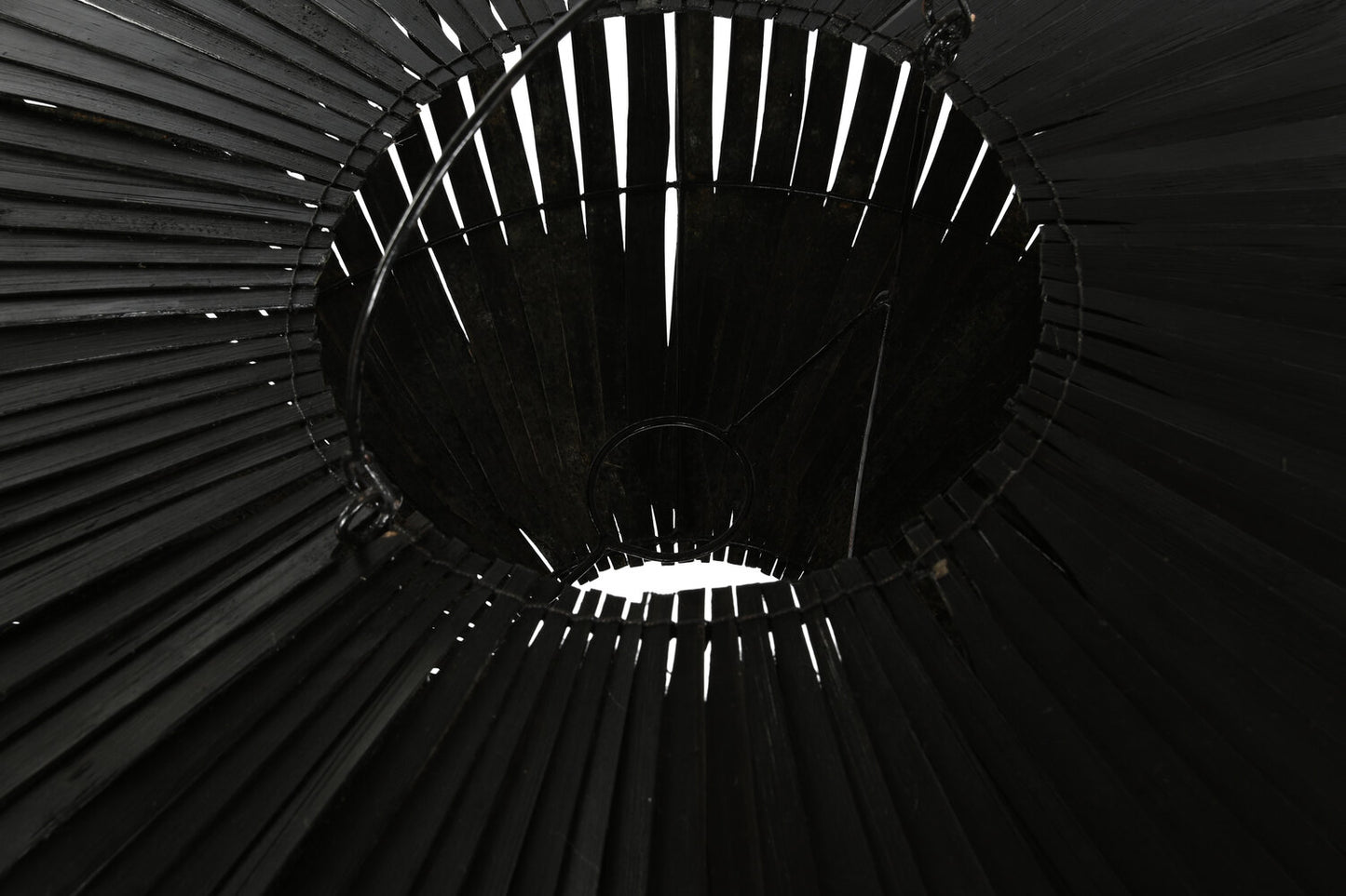 PANTALLA BAMBU 80X80X30 TECHO NEGRO