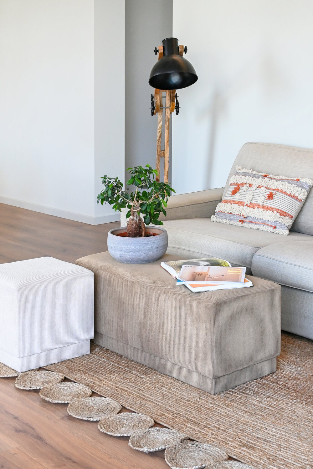 DESCALZADORA POLIESTER MDF 100X40X40 MARRON