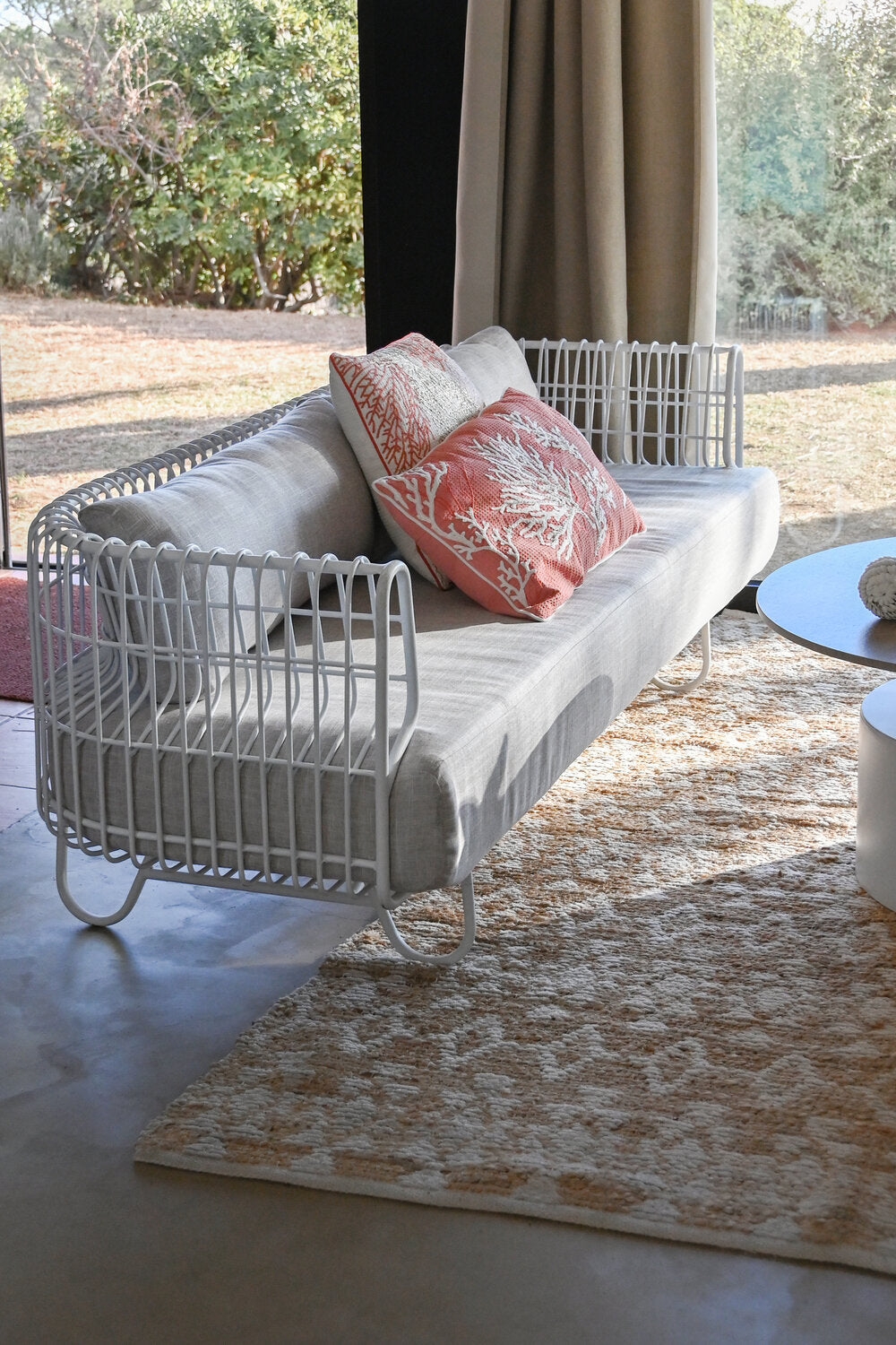 SOFA METAL POLIESTER 180X66X66 BLANCO