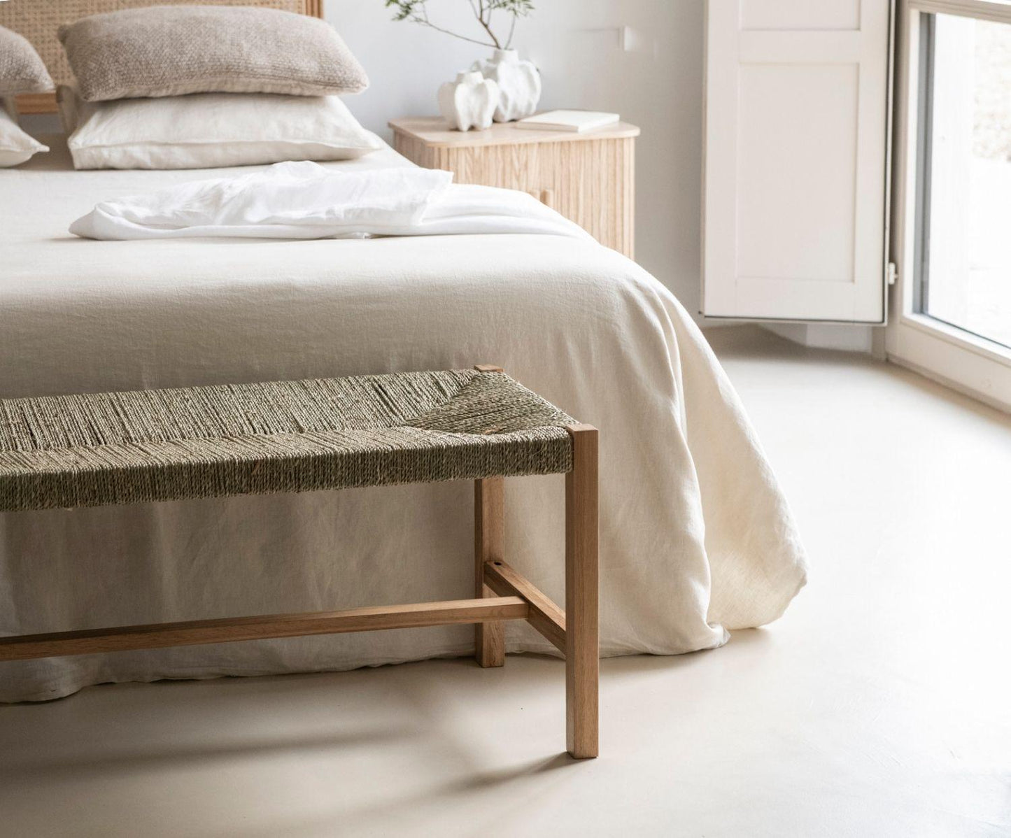 BANQUETA DE ROBLE Y ALGA MARINA