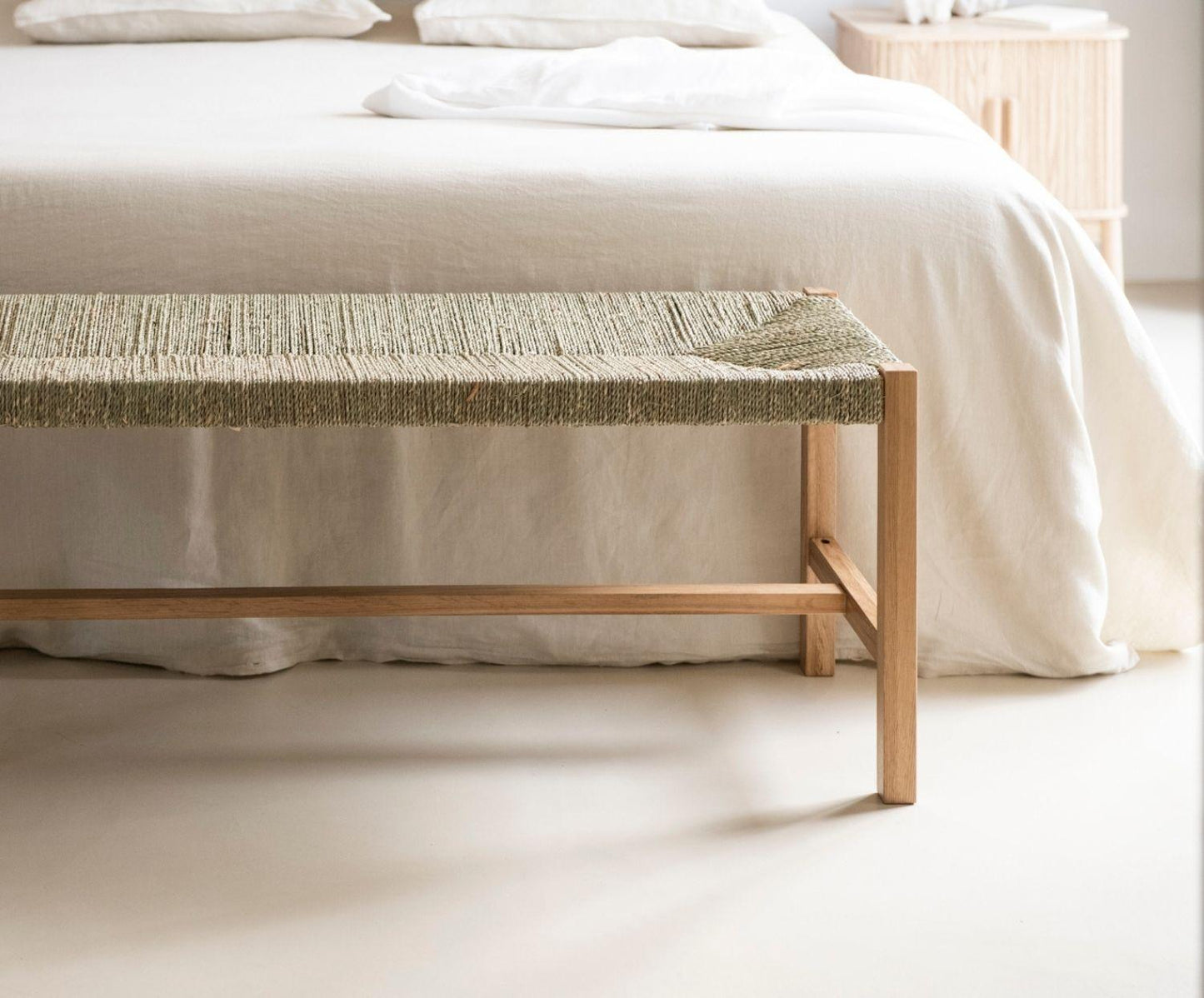 BANQUETA DE ROBLE Y ALGA MARINA