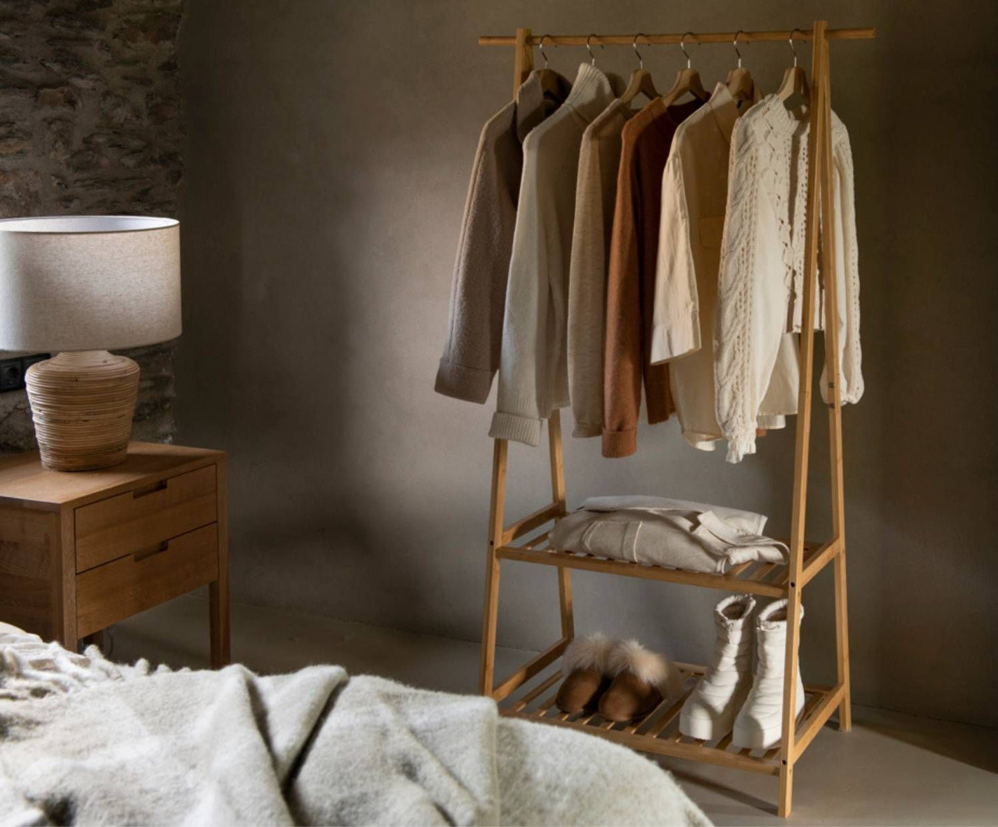 PERCHERO BAMBÚ 90X43:5X153CM