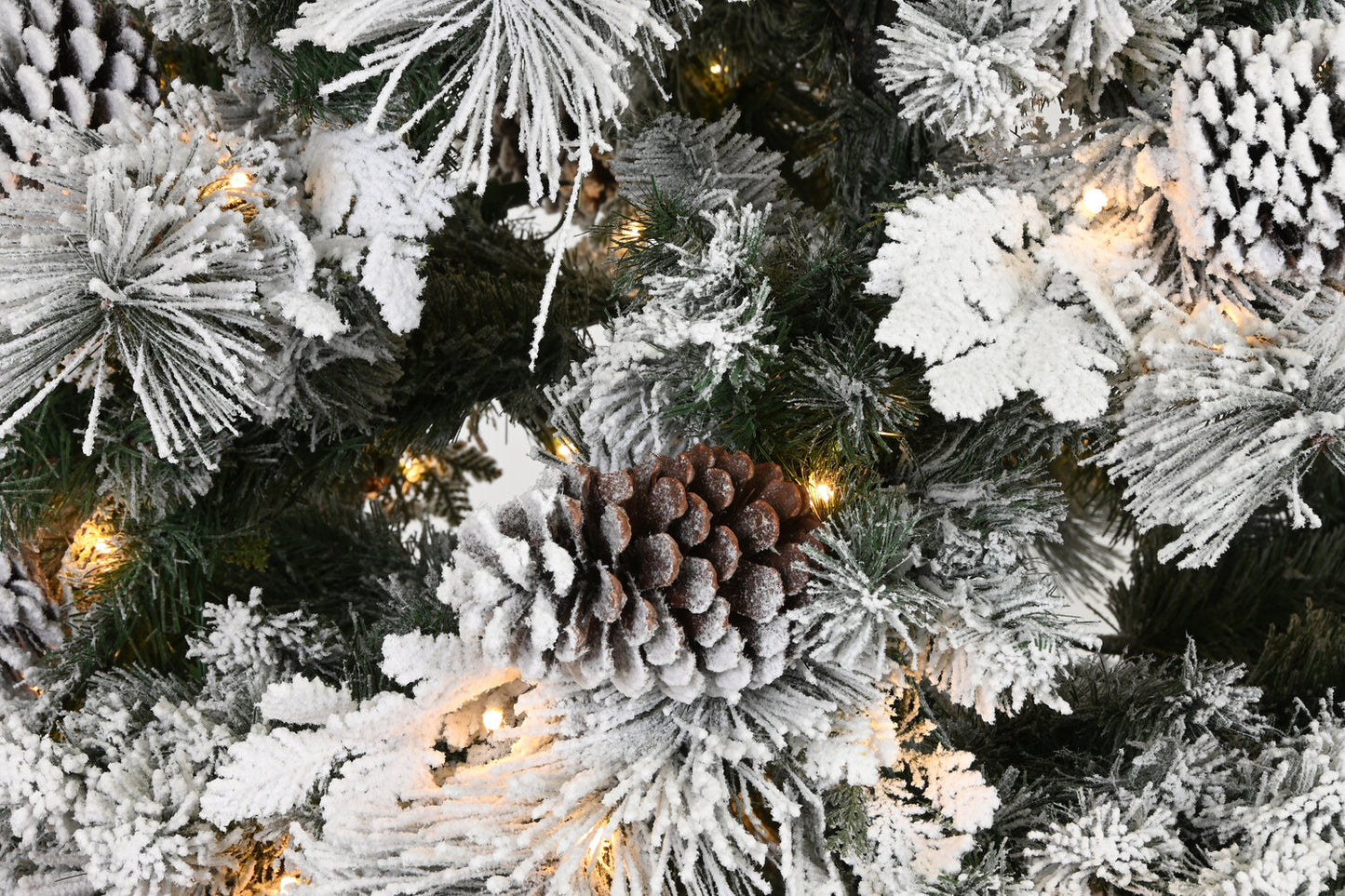 ARBOL LED PVC 116X116X210 320L 888 RAMAS PIÑAS