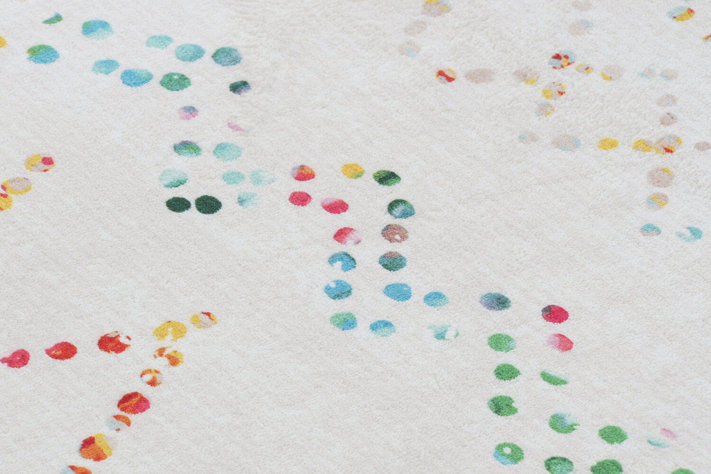 ALFOMBRA POLIESTER 200X290X0:7 600 GSM: ROMBOS