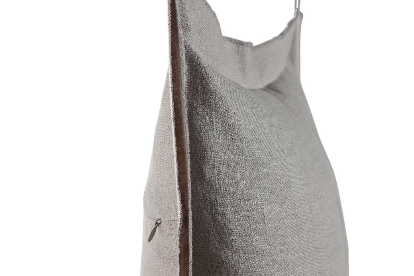 COJIN LINO 45X45 420 GR: CON FLECOS GRIS CLARO