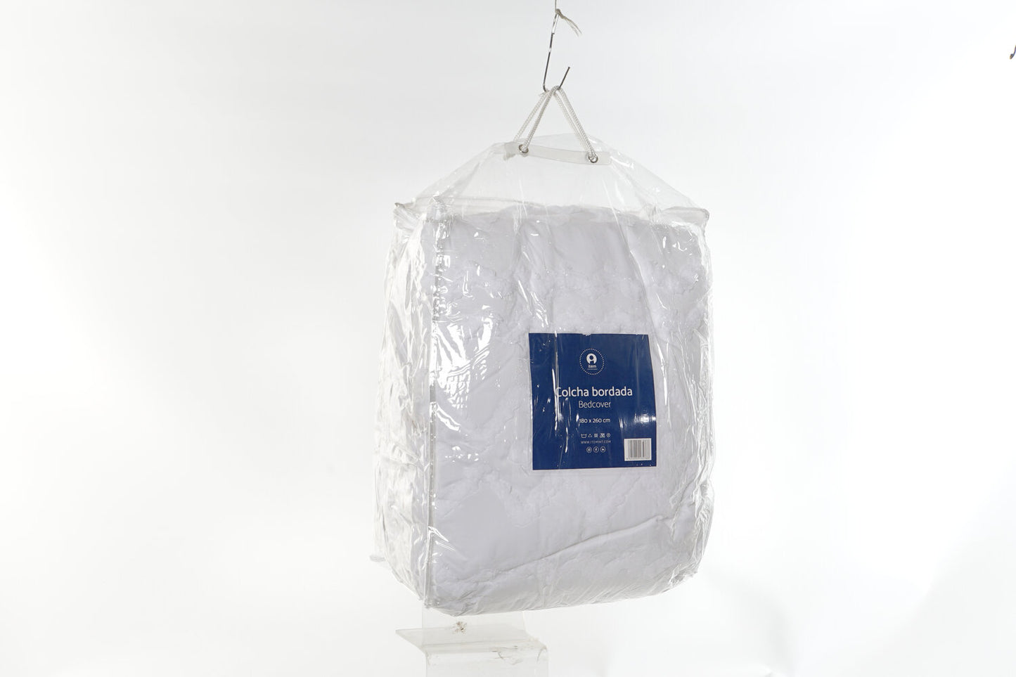 COLCHA POLIESTER 180X260 RELLENO 150 GSM. BLANCO
