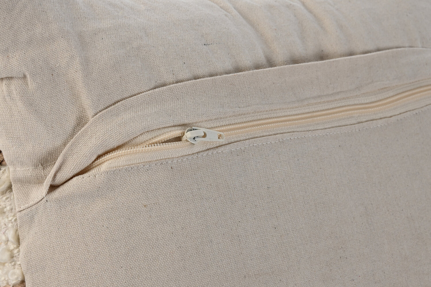 COJIN ALGODON YUTE 45X45 978 GR: HECHO A MANO